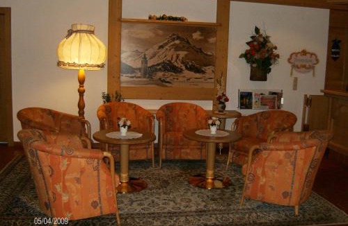 Lech am Arlberg Hotel | Hotel Omesberg