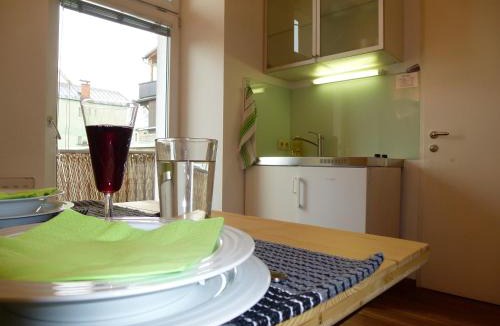 Innsbruck City Centre Apartment | Lovely, central apartment with balcony