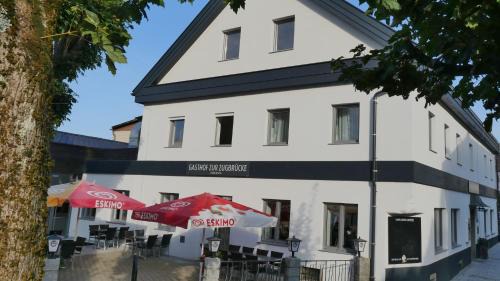 Bad Kreuzen House | Gasthof Schiefer Zur Zugbrücke