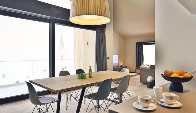 W52 Apartments