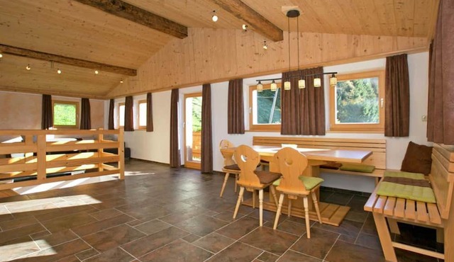 Gorgeous Chalet with Hot Tub in Tyrol