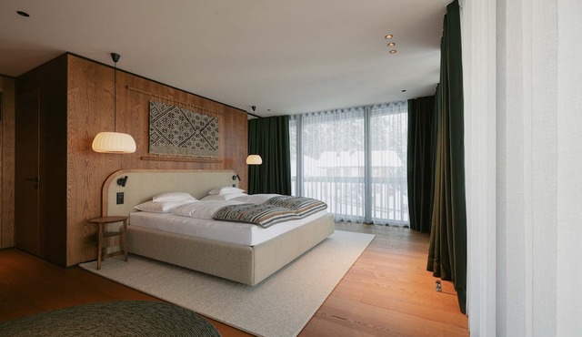 New Hotel Kristberg in Lech with Spa, outdoor pool and panoramic view
