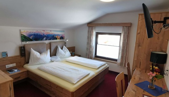 No1 - Flo's modern Rooms & Breakfast