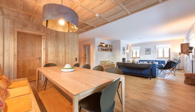 Chalet Silver Fox