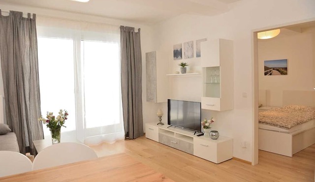 Modern Holiday Apartment "Serles" with Wi-Fi, Garden and Terrace