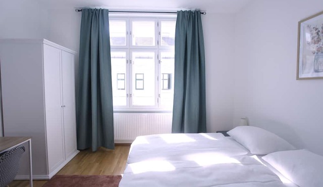 Geräumige Wohnung Nähe Augarten mit Balkon
