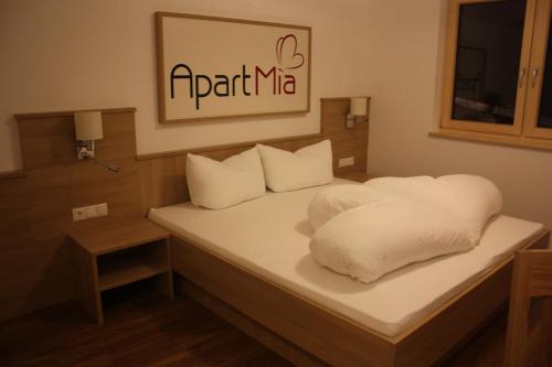Apart Mia
