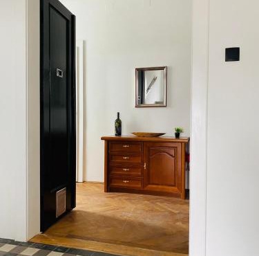 Honiger Historic Townhouse Vienna City Center 12min - Airport 11min