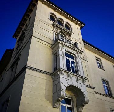 Neu Villa Schwerzenbach "Die Aurelia" - das goldene Erwachen