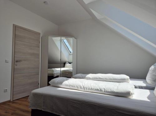 Travel & Bike Apartments an der Donau - mit WLAN & Bike Garage