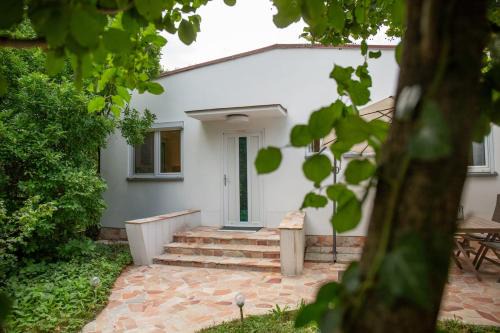 Gemütliches Haus mit Gartenlounge im Wienerwald