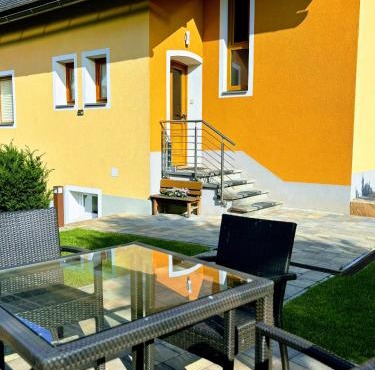 Apartment Warmuth