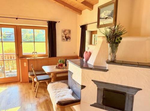 Auhäusl Residence for 6 with private Sauna by Belle-Stay