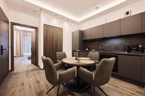 Chalet Ischgl - Modern Luxury Residences