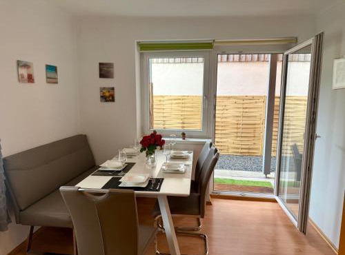 McHome Self Check-In Großes Apartment mit Terrasse, Carport EG D01 in Dobl bei Graz