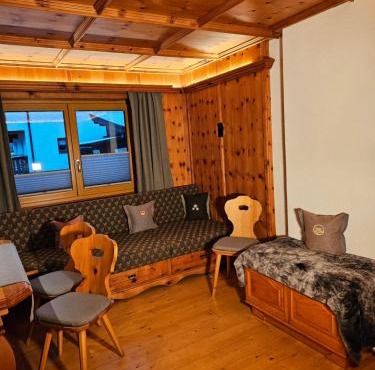 ALPENCHALET LENGAU im Bergsteigerdorf Ginzling Dornauberg