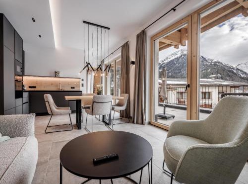 Leni Mountain Lodge
