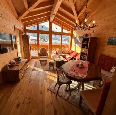 Chalet - Appartementhaus Alma