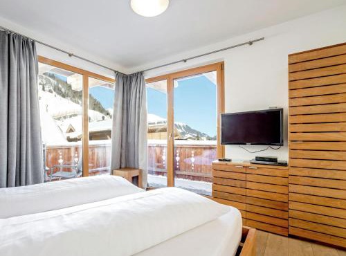 Luxurious Apartment in Gerlos Tyrol with garden seating