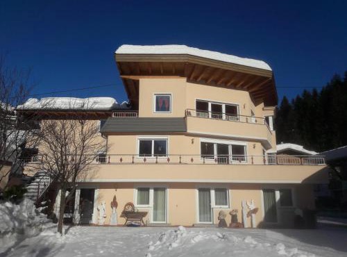 Apart la Montagnia